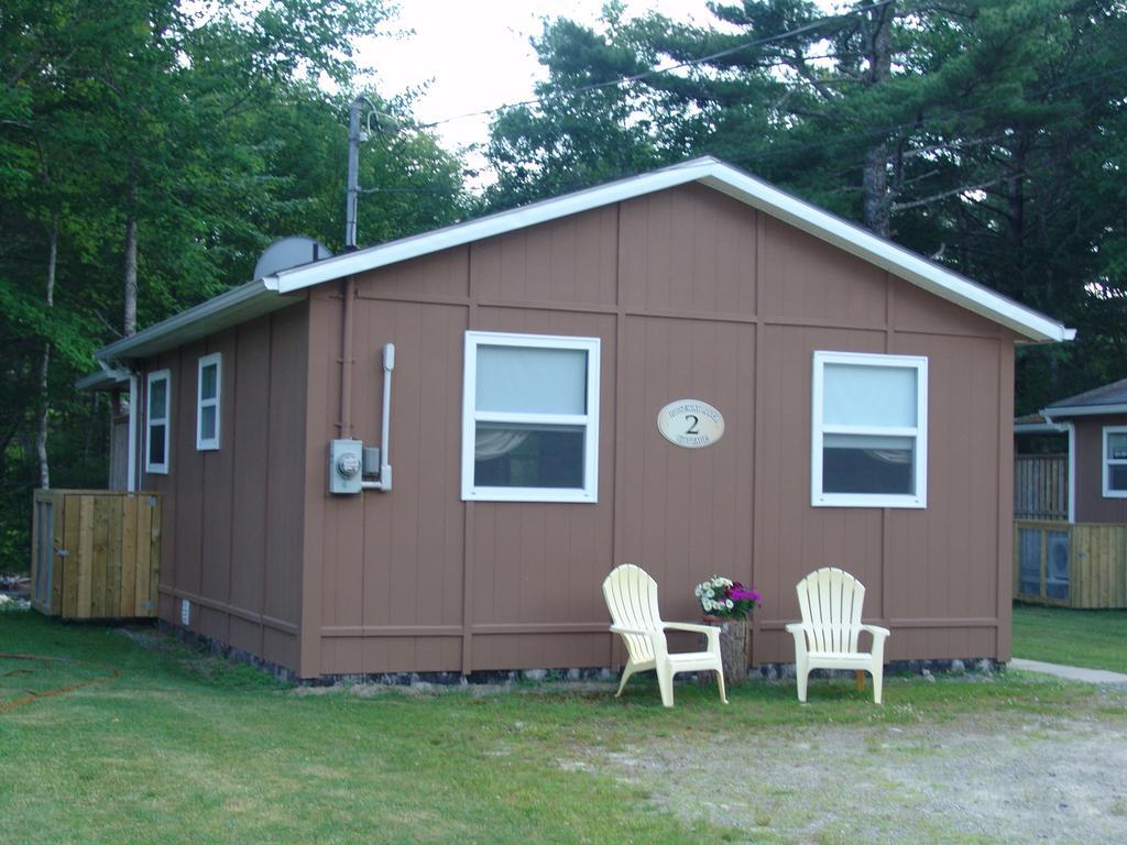 Roseway River Cottages Shelburne Room photo