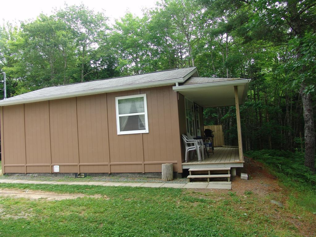 Roseway River Cottages Shelburne Room photo