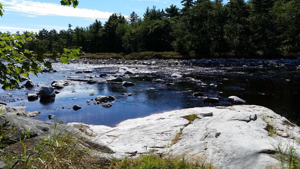 Roseway River Cottages Shelburne Exterior photo