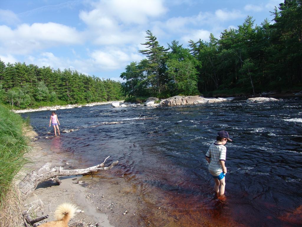 Roseway River Cottages Shelburne Exterior photo
