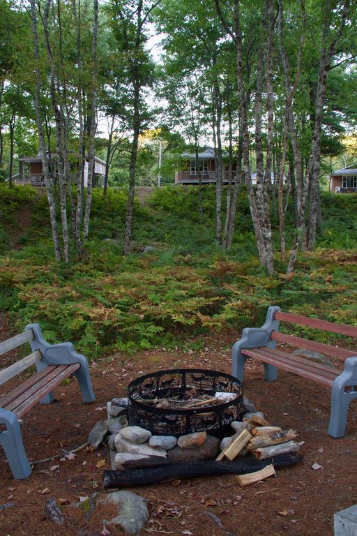 Roseway River Cottages Shelburne Exterior photo